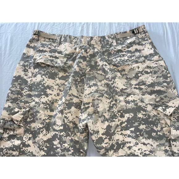 ROTHCO B.D.U. Battle Dress Uniform Digital Camo Cargo Bush Pants. XL Reg, 40X32. - Picture 9 of 9